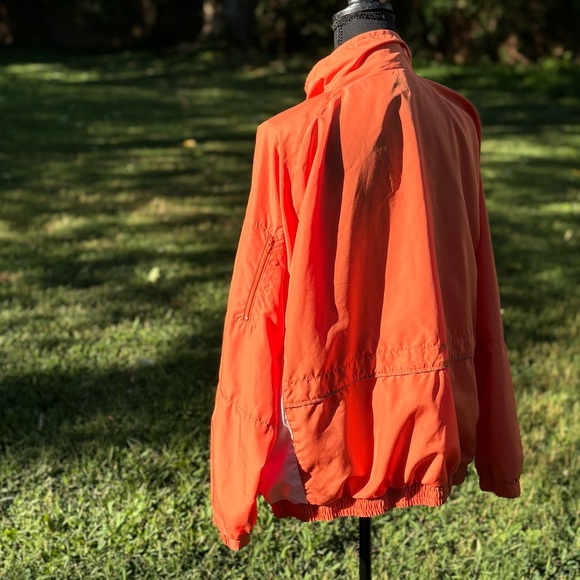 University of Tennessee Castle’s Sport Vintage Collegiate Power T Windbreaker 🍊 - Picture 7 of 16